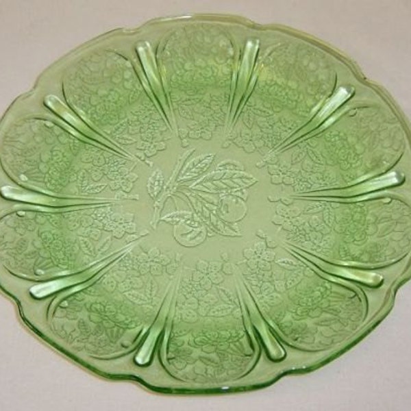 Jeannette Depression Glass Green CHERRY BLOSSOM 7 Inch Salad Plate