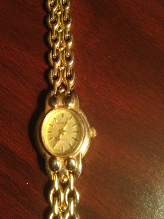 Vintage Geneva Quartz Goldtoned Watch Ladies Small Etsy