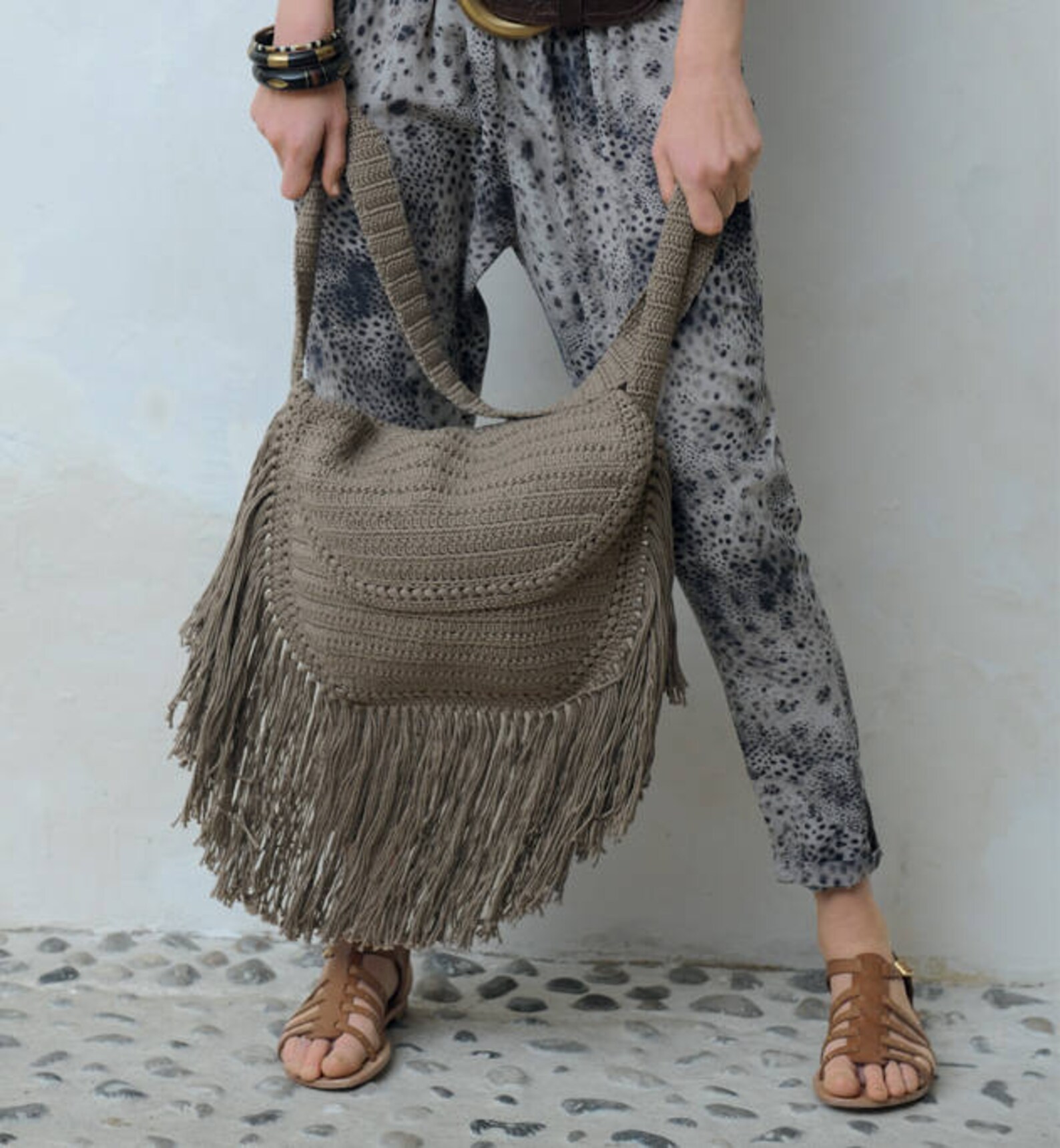 BOHO Fringe Bag, Fringe Crochet Bag, Festival Bag, Halfmoon Crochet Bag