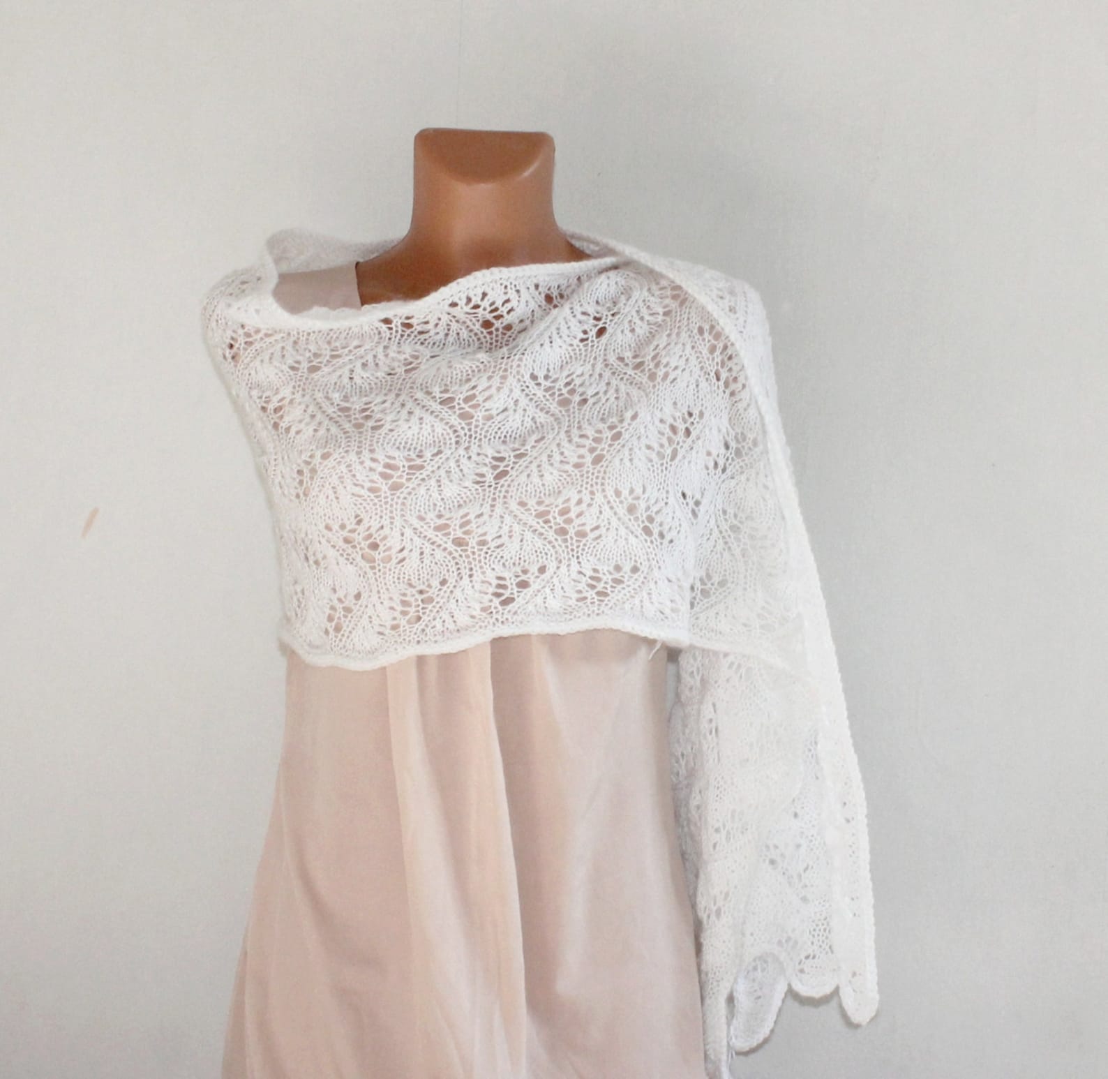 shawl for white dress