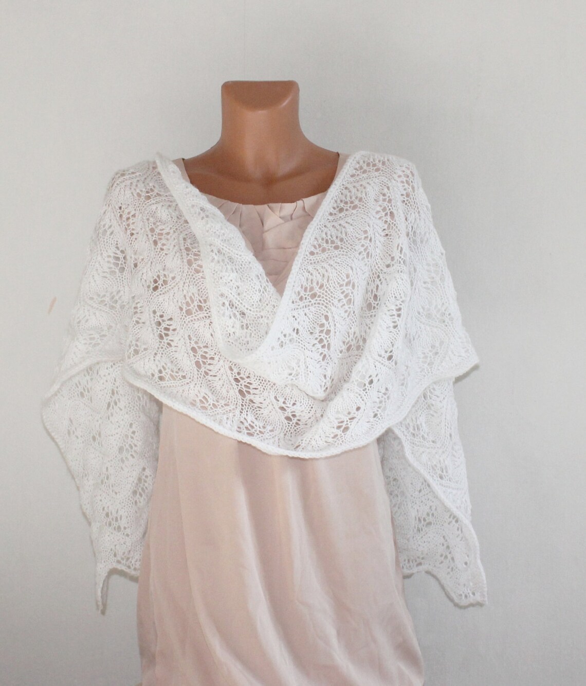 shawl for white dress