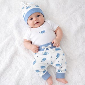 Organic Whale Baby Coming Home Outfit-Handmade Newborn Gift Set-Blue Ocean Baby Clothes-Organic Cotton Bodysuit &Leggings-Baby Shower Gift image 2