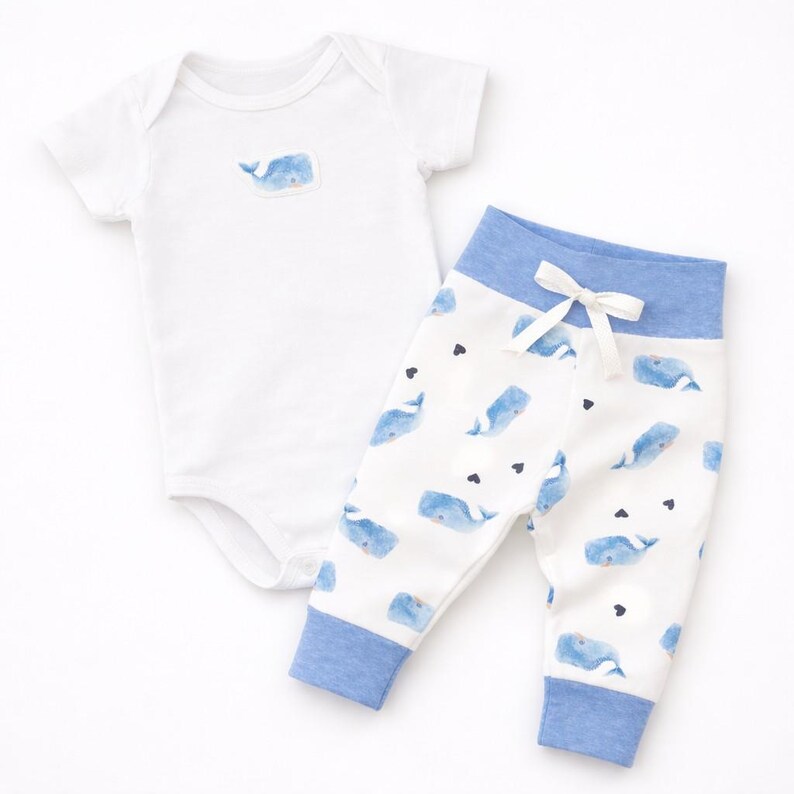 Organic Whale Baby Coming Home Outfit-Handmade Newborn Gift Set-Blue Ocean Baby Clothes-Organic Cotton Bodysuit &Leggings-Baby Shower Gift Legging+Bodysuit