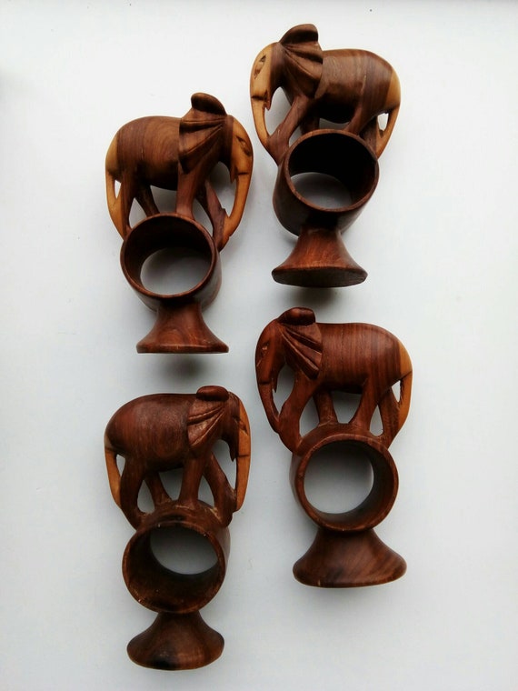 WINE WOODEN NAPKIN RING **SOLD INDIVIDUALLY**