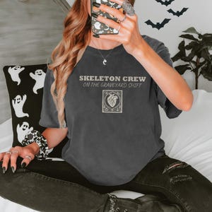 Skeleton Crew On Graveyard Shift Shirt, Er Nurse Shirt, True Navy Comfort Colors Tee Pepper