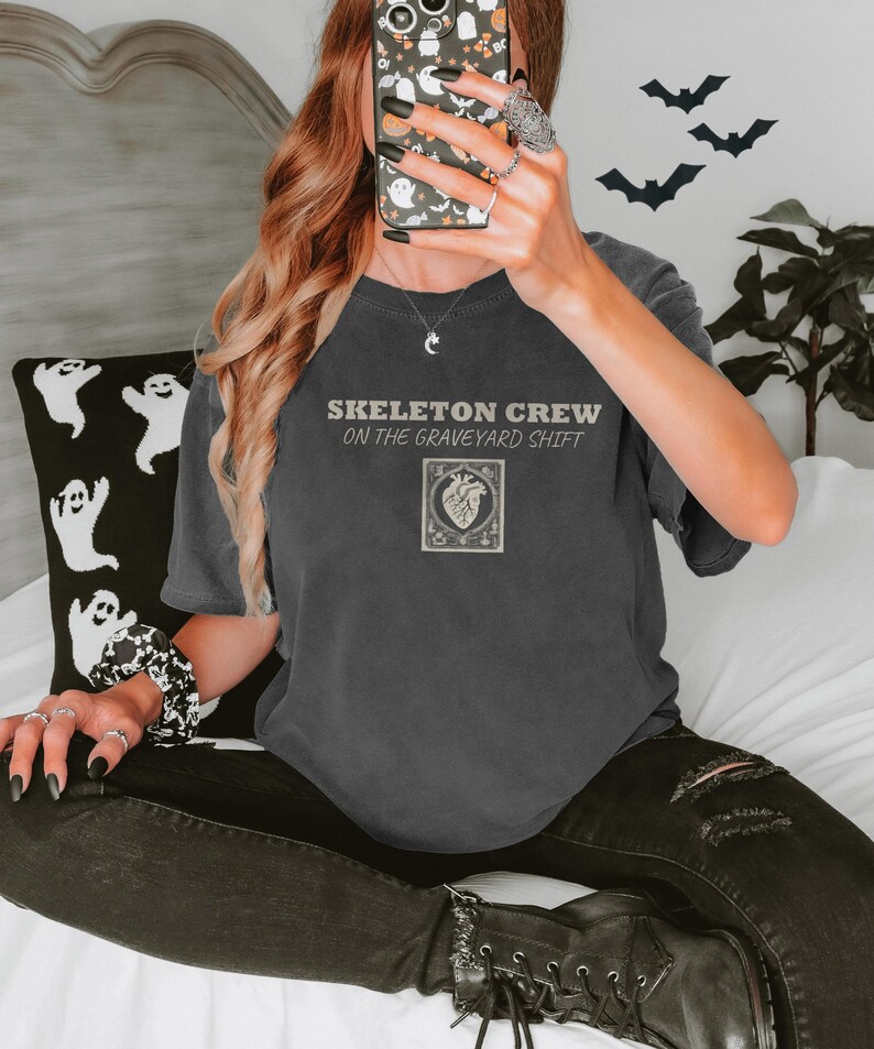 Skeleton Crew On Graveyard Shift Shirt, Er Nurse Shirt, True Navy Comfort Colors Tee Pepper