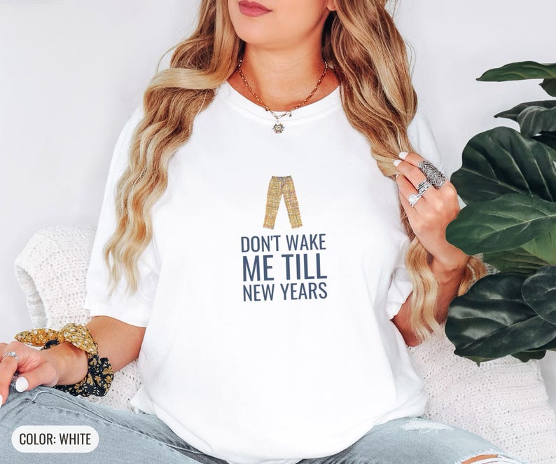 Introvert Christmas Shirt - Don't Wake Me Till New Years Tee White