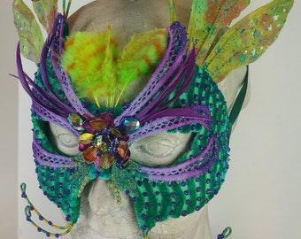 Lime Green Masquerade Mask//Masquerade Mask//Costume Mask//Halloween Mask//Mardi Gras Mask//Carnival Mask//Cosplay Mask//Labyrinth of Jareth
