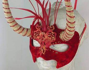 Red Masquerade Mask/Masquerade Mask Red/Mask Masquerade/Masquerade Ball Mask/Mens Masquerade Mask/Halloween Mask/Mardi Gras Mask/ Masquerade