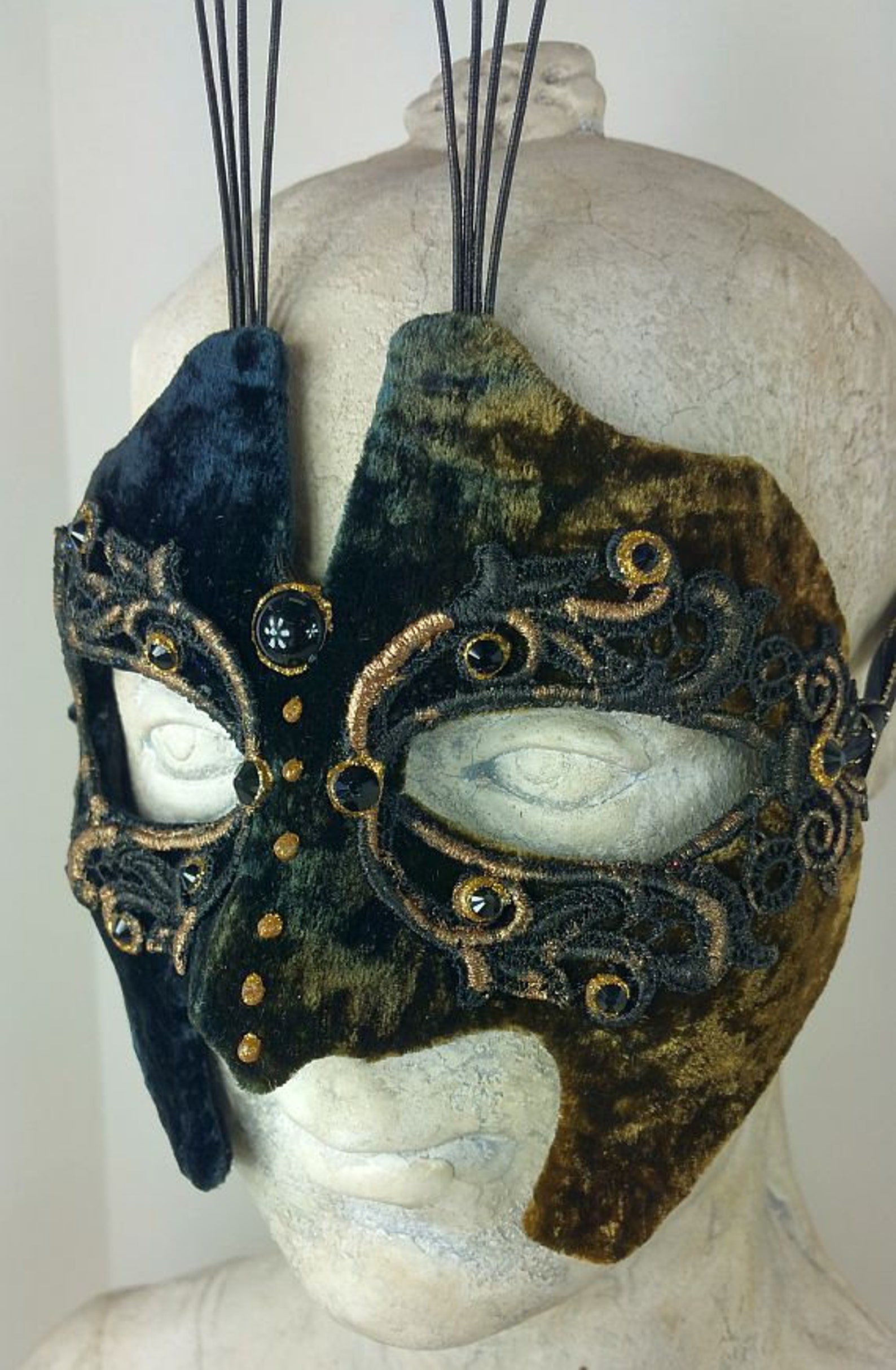 Black and Gold Masquerade Mask//masquerade Etsy