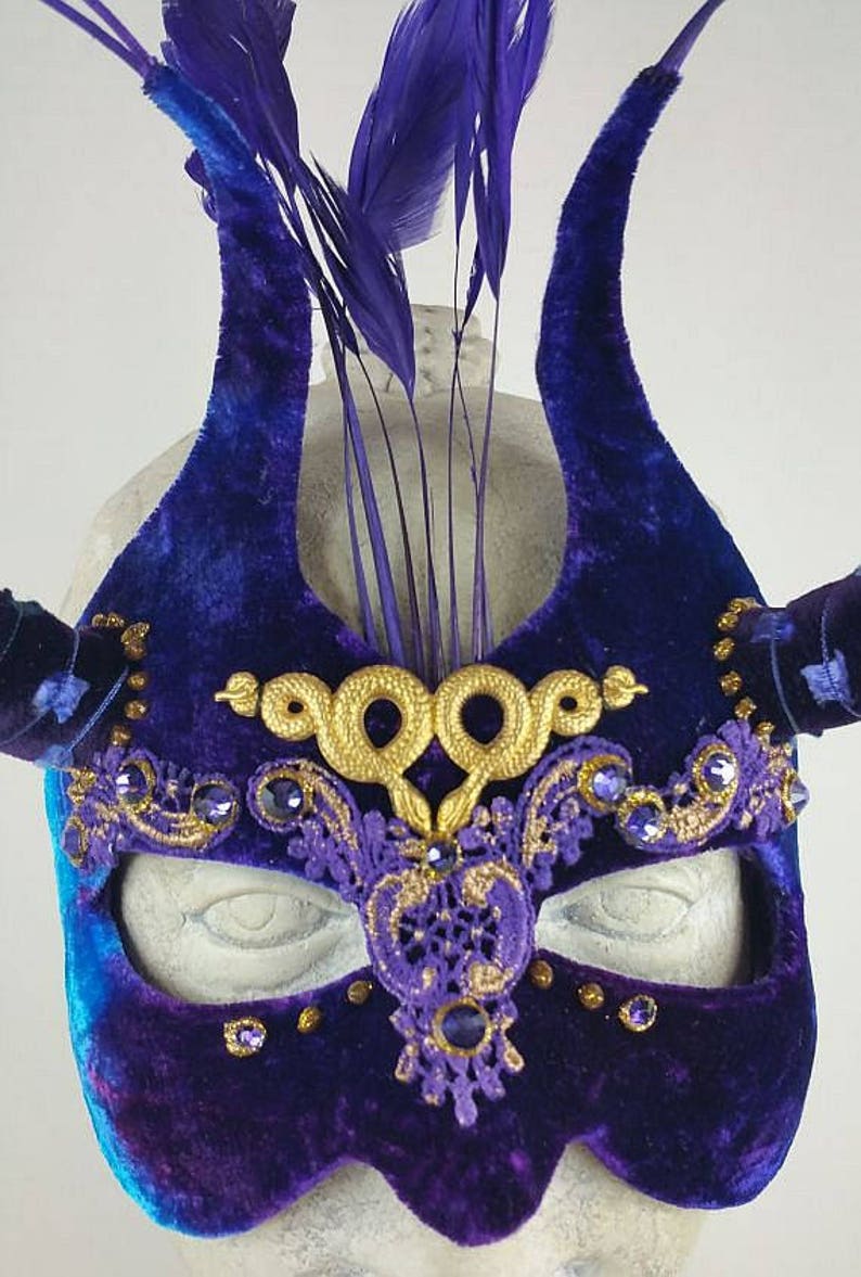 Purple Masquerade Mask//Masquerade Mask purple//Masquerade Mask//Mask//Mask Masquerade//Masquerade//Halloween Masquerade Mask//Mardi Gras image 2