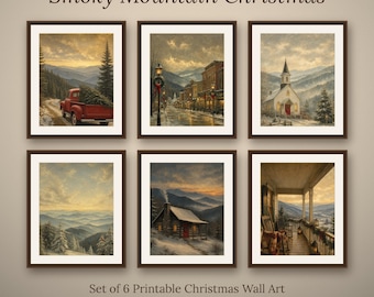 Puede incluir: Un conjunto de seis láminas de arte mural enmarcadas tituladas Smoky Mountain Christmas. Las imágenes muestran un camión rojo, una calle, una iglesia, vistas de montañas, una cabaña y un porche, con paisajes nevados e invernales.