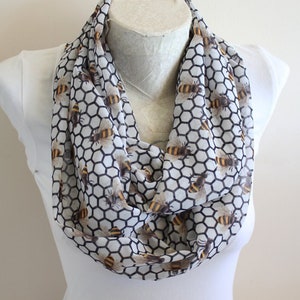 Bee Scarf Honey Bee Gifts for Girlfriend Save The Bees Queen Bee Infinity Scarf Animal Lover Gift Vegan Clothing Women Gift Christmas