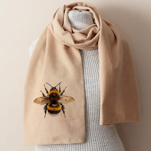 Honey Bee Scarf