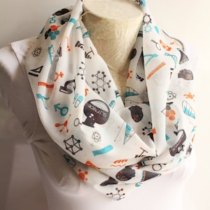 Science Infinity Schal: Molekül & DNA Print Chiffonschal