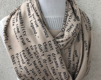 El libro del Alquimista, bufanda infinita, regalo para los amantes de la lectura