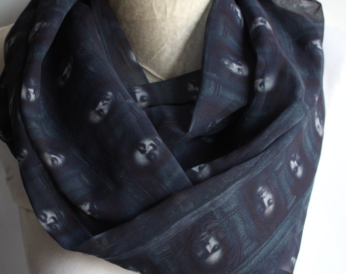 Game of Thrones Gift Mother of Dragons House Stark Got Infinity Scarf