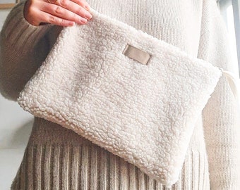 Maxi size Moumoute pouch / Boucle pouch