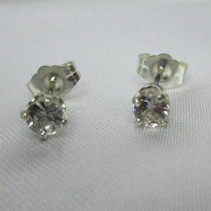Round Cut White Ceylon Sapphire Stud Earrings in Sterling Silver  #3718