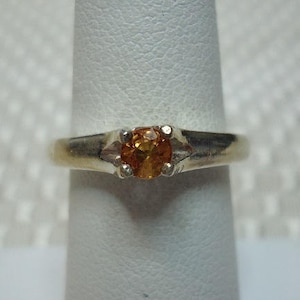 Round Cut Peach Sapphire Ring in Sterling Silver 1959 image 1