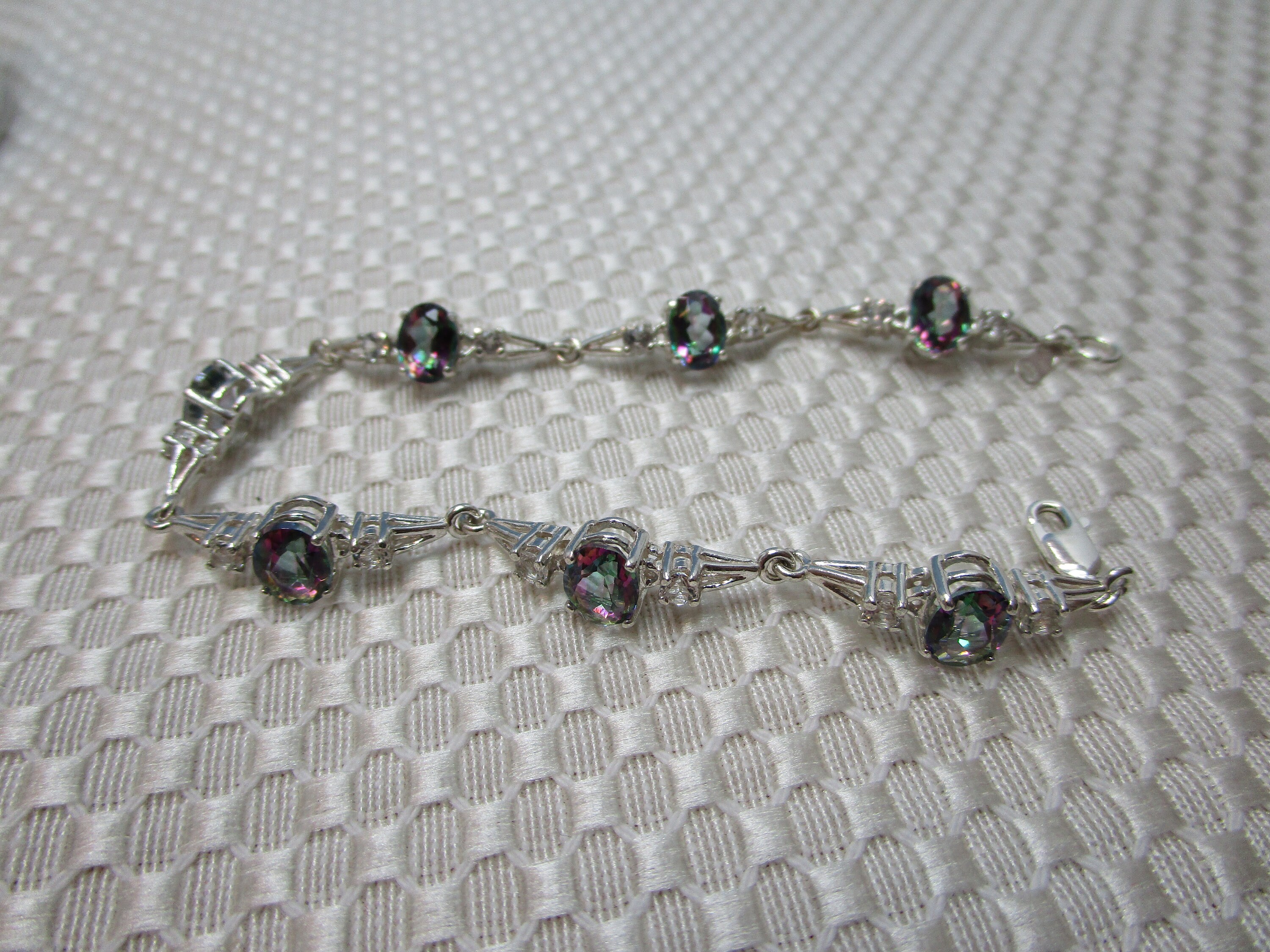 Bracciale Regalo Compleanno Natale Bracciale Donna Con Ciondolo Ovale In Topazio Mistico Arcobaleno - Pietra Lab Created, Placcato Platino, Regalo