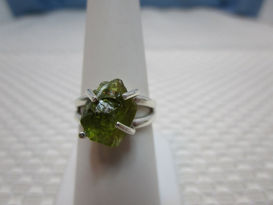 Peridot Crystal Ring in Sterling Silver - Size 6.75 #2632 - Etsy