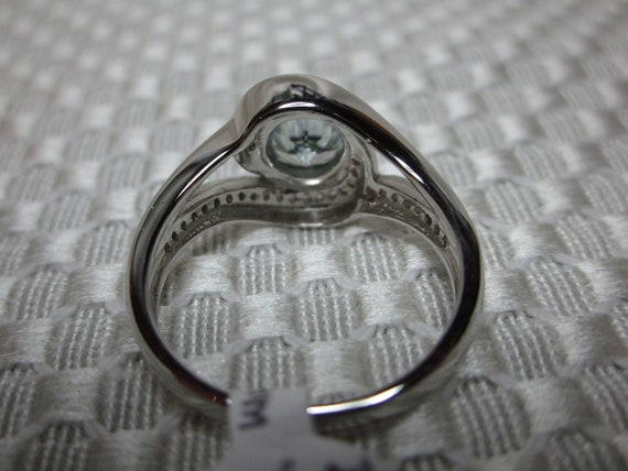 Bague Ancienne En Argent Avec Topaze Et Zirconium - Style Dôme - Modèle T55