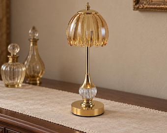 Handgefertigte Tischleuchte aus bernsteinfarbenem Glas, Vintage-Schreibtischlampe mit Rillenmuster, Kristall-Nachtlicht, dekorative Lampe für eine warme, gemütliche Raumatmosphäre