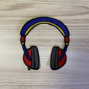 Nieuwe, 1-delige 'hoofdtelefoon' muziekliefhebbers opstrijkbare geborduurde patch, maat 4" hiphoppatch, kleine patch voor jassen, crocs, tassen en meer