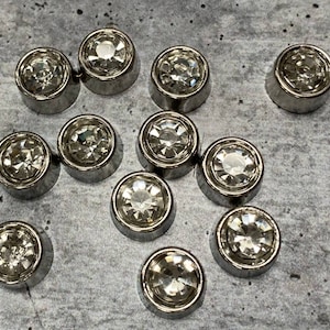 Bulk: Sparkling Crystal &quot;SILVER CUP&quot; 10mm Rivets + Pins,(5oz JAR) for Pearl Setting Machine, Clothing Decoration, Great For Denim and More