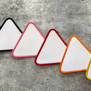 Neue Farben & Formen: 3,5 ""DREIECK, Sublimationspatch-Rohlinge, Papierrücken, Aufnäher oder Aufnäher für Jacken, Kleidung, Hüte."