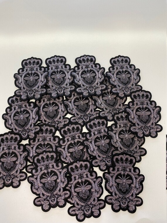 6 Toppe Da Stirare Forma Ape E Corona - Per Jeans, Magliette, Borse, 5x4cm - Foto 5