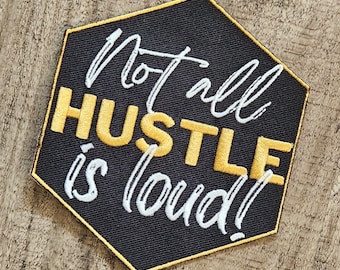 Écusson décoratif, 1 pièce « They Talk, We Hustle », écusson thermocollant brodé « They Talk, We Hustle », 4 x 3,75 pouces, écusson coloré pour veste, cadeau pour les entrepreneurs, Hustle Hard