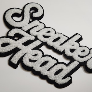 Parche de fiesta Patch Party Club (1 pieza), blanco y negro, de chenilla, con forma de cabeza de zapatilla, de 25 x 15 cm, para coser en chaquetas, sudaderas, para hombre y mujer.