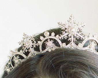 Bridal Tiara Crystal Tiara BIANCA Swarovski Bridal Tiara Crystal Wedding Winter Wedding Tiara Swarovski Snowflake Crystal WeddingTiara