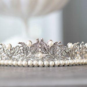 Tiara Victorian Pearl Bridal Tiara, VICTORIA Pearl Tiara, Diamante Tiara, Leaf Pearl Wedding Tiara, Swarovski Crystal Edwardian Bridal Tiara image 3