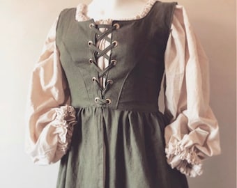 Women’s Renaissance Gown, renaissance clothing, fairy tale costumes, womens dresses , halloween costume, medieval clothing, theatre costume