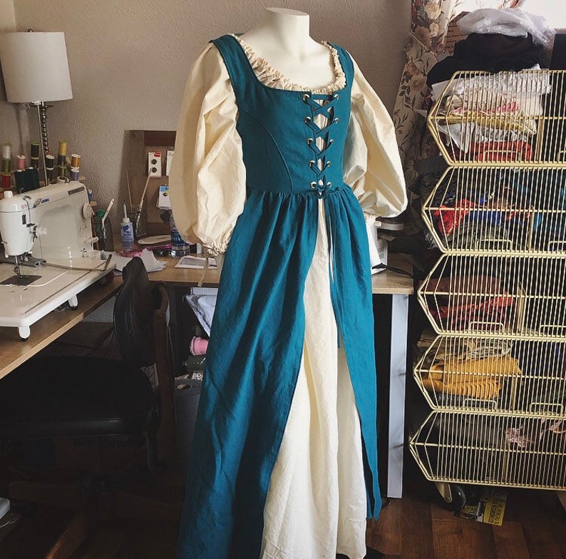 Womens petite lavender renaissance gown