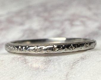 Antique Wedding Ring 18K White Gold Flowers Bud and Blossom Pattern Orange Blossom Stacking Band Flower Ring 18K Gift Her Antique Jewelry