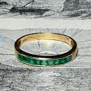 Emerald Ring 14K Emerald Wedding Band Yellow Gold Stacking Ring Colombian Emerald Ring Emerald Jewelry May Birthstone Gift for Her Booktok