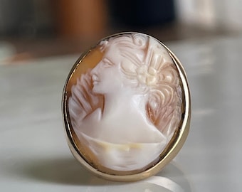 Cameo Ring 14K Italian Goddess Cameo Ring Yellow Gold Antique Signet Carved Orange Blossom Portrait Light Academia CottageCore Aesthetic