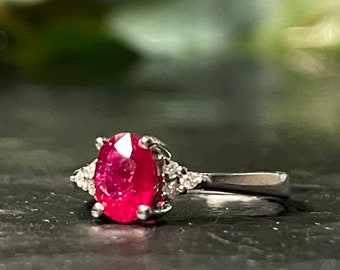 Ruby Ring 14K Gold Vintage Engagement Ring Diamond Natural Ruby July Gifts for Her