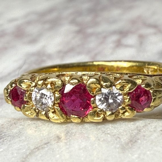 Ruby Ring 18K Vintage Ruby Engagement Ring Antiqu… - image 2