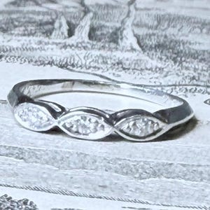 Platinum Diamond Wedding Ring Platinum Diamond Wedding Band Vintage Platinum Stacking Ring Anniversary Gift for Her 1940s