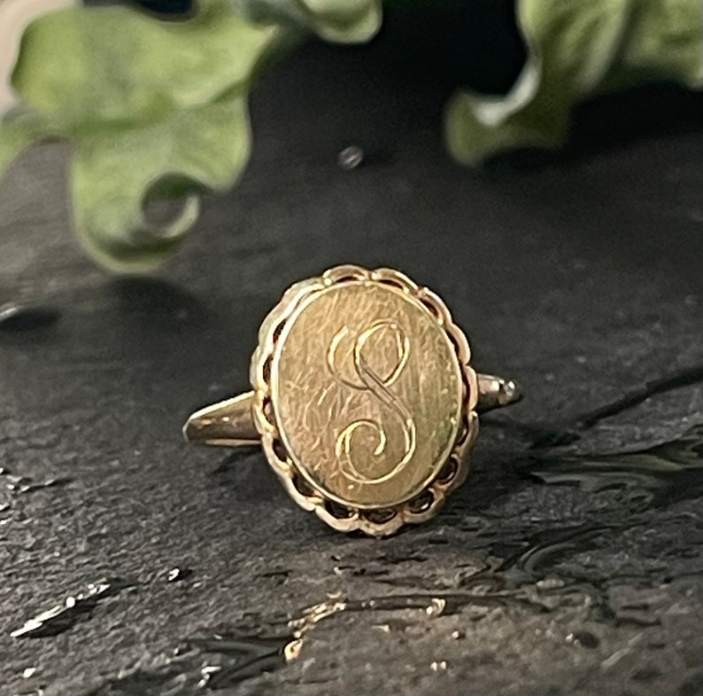 Signet Ring Initial L Vintage Gold Ring 10K Gold Signet Ring Antique Pinky Ring Monogram Ring Initial S Gift for Him Her Birthday image 3