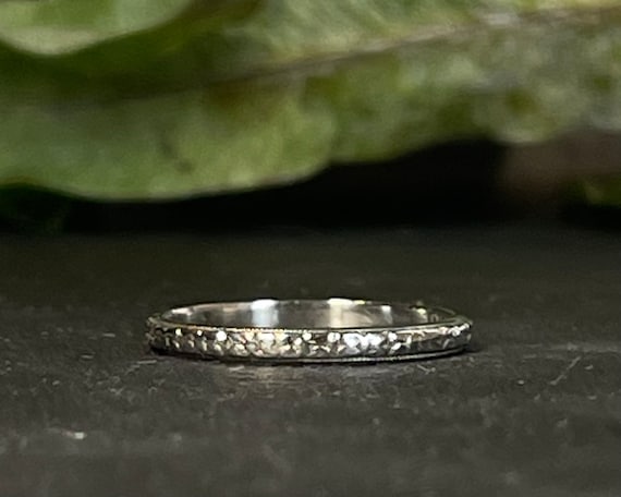 Antique Wedding Ring 18K White Gold Bud and Bloss… - image 2