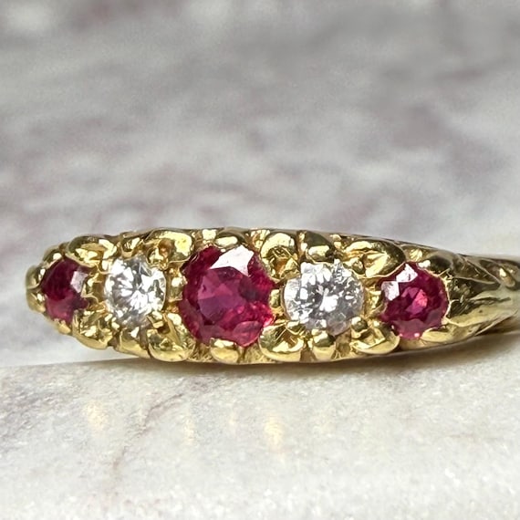 Ruby Ring 18K Vintage Ruby Engagement Ring Antiqu… - image 3
