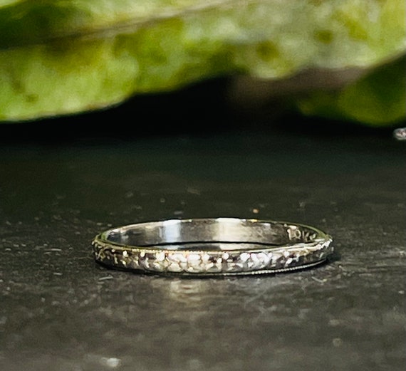 Antique Wedding Ring 18K White Gold Bud and Bloss… - image 1