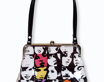 In Crowd ~ M. Andonia