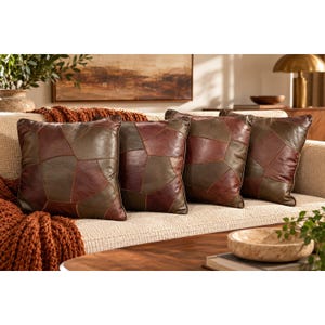 Set di 4 cuscini decorativi vintage in pelle trapuntata e patchwork, stile Mid-Century Modern, 43x43 cm.